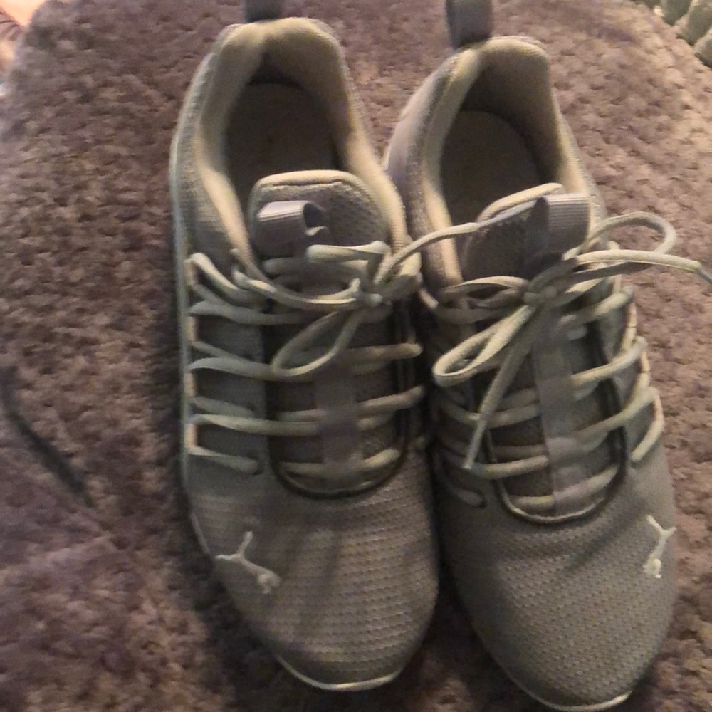 Cute Puma Tennis Shoes